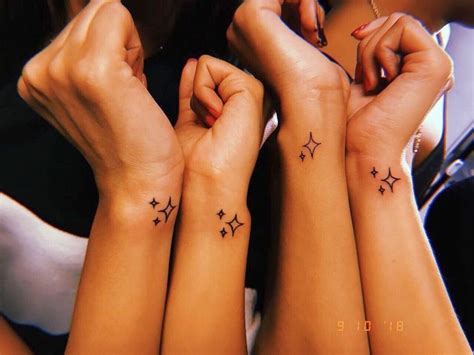 Jun 06, 2021 · at just 18, bella robertson is a married woman! Tiny And Cute Matching BFF Tattoo Idea // ig: @andrealuis ...