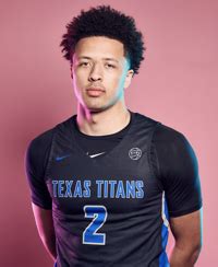 Cade cunningham stands at the height of 6 ft 7 in (2.01 m), and his body weight is reported to be 215 lb (98 kg). Texas Titans (TX) - 2019 NIKE EYBL - Roster - #2 - Cade ...