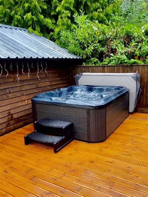 Check spelling or type a new query. 2000 Series Plug & Play Hot Tub - 2020 Model in 2020 | Hot ...