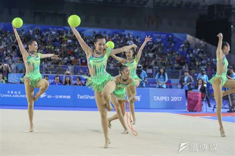 韻律體操（rhythmic gymnastics），又稱藝術體操，起源於歐洲。1962年被國際體操聯合會確定為比賽項目。 1962年被國際體操聯合會確定為比賽項目。 1963年舉辦第一屆世界韻律體操錦標賽，1984年被列為 奧運會 正式比賽項目 1 。 世大運體操》打敗日本、烏克蘭 中華隊韻律體操3球2繩奪銀 -風傳媒