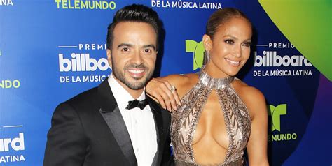 Luis fonsi, daddy yankee] despacito quiero respirar tu cuello despacito deja que te diga cosas al oído para que te acuerdes si no estás conmigo despacito quiero desnudarte a besos. Luis Fonsi has the best night performing hit 'Despacito ...