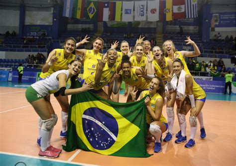 Antes, a seleção brasileira já havia ganhado de argentina e estados unidos, ambos por 3 a 0. CBV - Brasil leva o título após revanche contra a Argentina