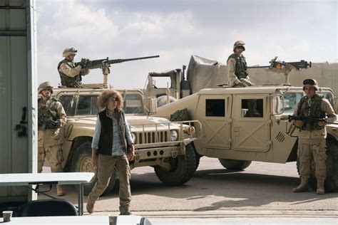 A private war is a 2018 american biographical drama film directed by matthew heineman, and starring rosamund pike as journalist marie colvin. A Private War | Film-Rezensionen.de