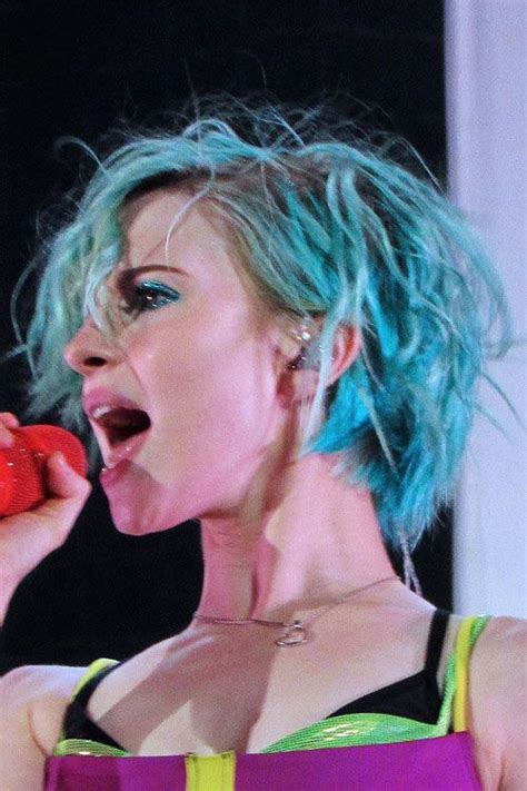 And i shall give you my reasons when i say so. hayley-williams-hair-blue-messy | Hayley williams short ...