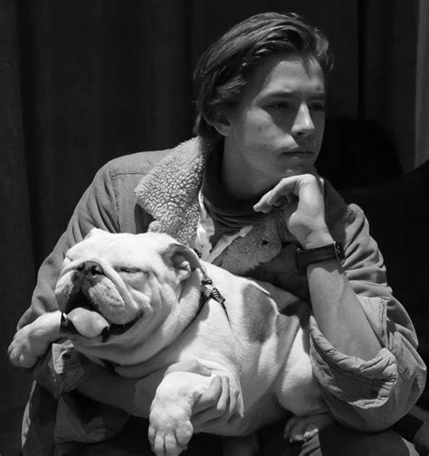 Scroll to see more images. Cole Sprouse en 2020