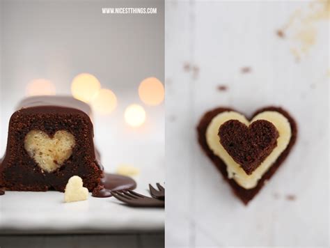 Der kuchen mit herz innen gelingt ganz leicht und ist nur wenig aufwendiger als ein normaler kastenkuchen. Kuchen mit Herz, Herzkuchen: Motivkuchen Rezept mit Chai ...