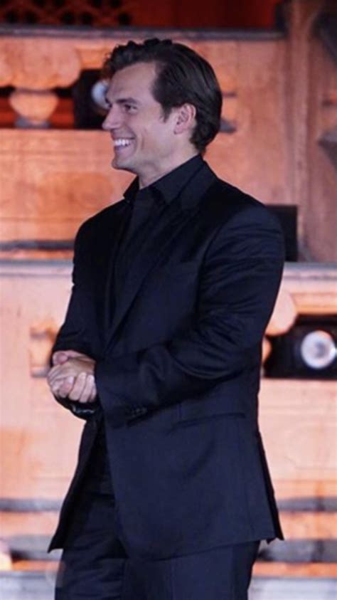 What a difference a man makes? Henry Cavill | Merken