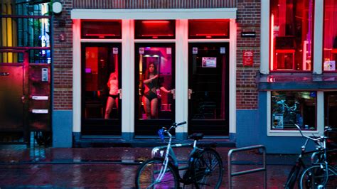 The most famous bar in kuala lumpur and maybe in all of southeast asia is the beach club in jalang bukit bintang. 'Save Our Windows!': Amsterdam's Plan for the Red Light ...