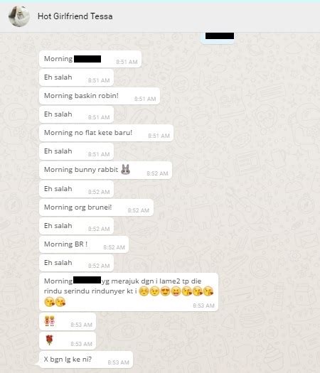 Salah satu kesuksesan kamu untuk mencapai tahap pacaran, ditentukan oleh bagaimana kamu pintar bermain dengannya, saat chatting. Cara Nak Pujuk Lelaki Sedih