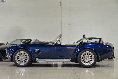 Comparing the cobra and gt specs 2004 mystichrome cobra 2004 Cobra 427R | Fusion Luxury Motors