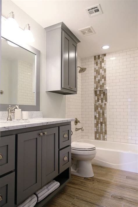 So amongst many other decisions, i poured over whether to stack or stagger the tile in the bathroom designs, which led me to larger questions. How to Use Different Subway Tiles in Your Bathroom | White ...