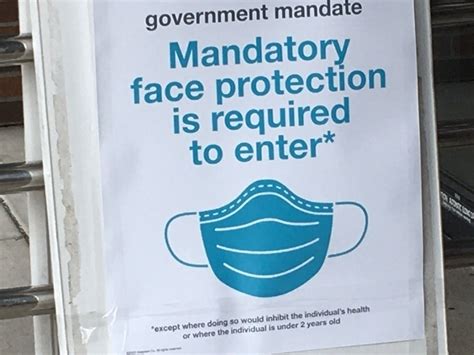 Unidad léxica estable formada de dos o más palabras que funciona como adjetivo (de fácil manejo, a contraluz, de fiar). Executive Order To Require Face Coverings In Rhode Island ...