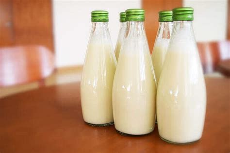 How long can milk be left out at room temperature? How Long Can Breast Milk Sit Out? 3 Hours Or 6 Months ...