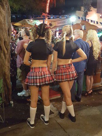 Best moments at fantasy fest key west are those we fondly remember, even if we blush occasionally at the memory. Fantasy Fest (Key West) - 2019 Alles wat u moet weten ...