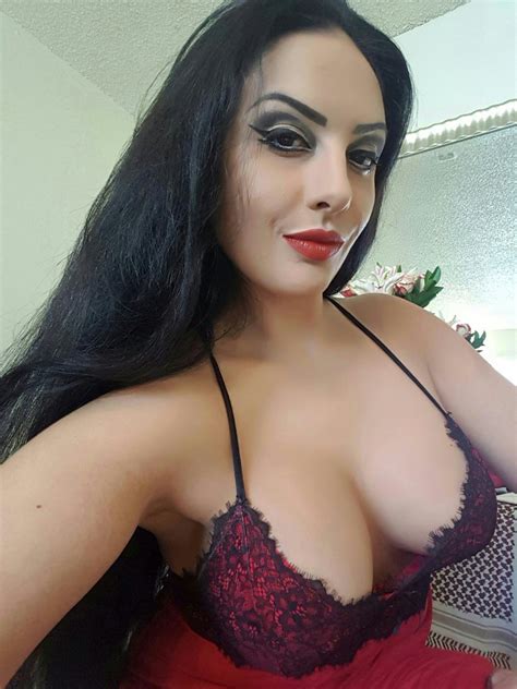 To me, this is not mere play, it is who i am, 24 hours a day. Ezada Sinn (@Mistress_Ezada) | Twitter