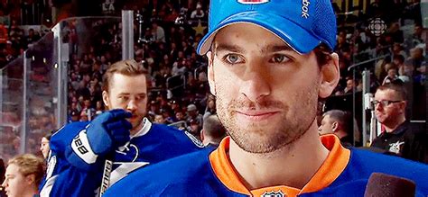 We've searched our database for all the gifs related to new york islanders. new york islanders imagine on Tumblr