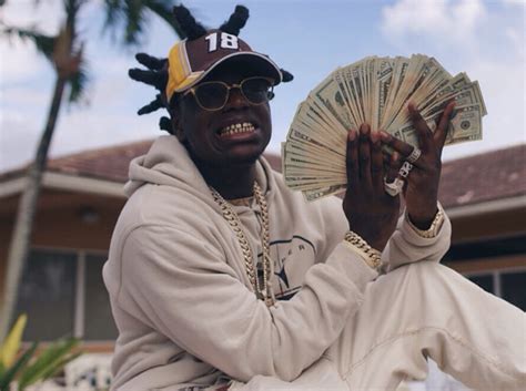 Gucci mane, bruno mars & kodak black are '80s r&b heartthrobs in wake up in the sky video. Kodak Black & DC Youngfly Ain't Doing S**t For Da P ...