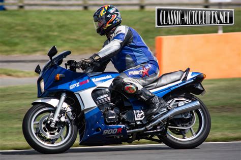 I attended a full day of racing at the british gt & formula 3 event this weekend at donington. Donington Classic Motorcycle Festival - 2016 | Classic ...