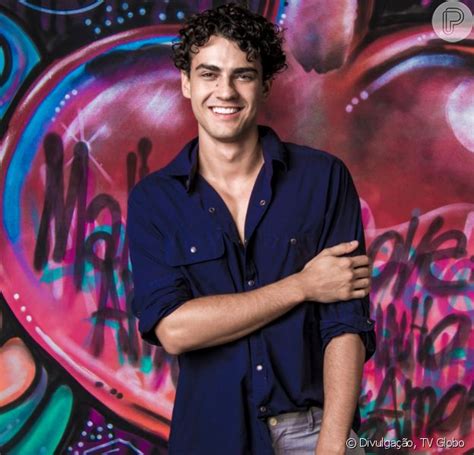 Apenas o criciúma caiu de divisão no catarinense. Pedro Alves festeja 1º protagonista gay da novela ...