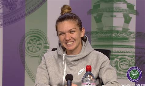 Simona a acceptat pe loc si a primit si un inel de logodna de la viitorul sot. Simona Halep, noi detalii despre relația cu Toni Iuruc ...