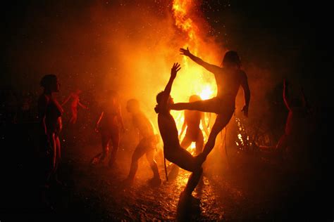 The beltane online fire festival. Beltane Fire Festival Held In Edinburgh - Zimbio