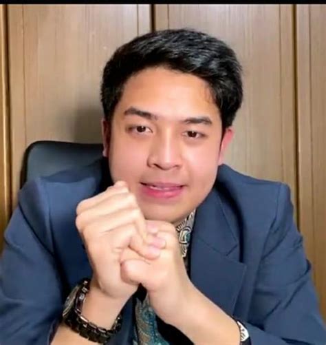 Kisah inspiratif youtuber jago matematika jerome polin yang melalui perjuangan untuk mendapatkan beasiswa kuliah di jepang. Satpol PP Akui Tangkap Andika Eks Kangen Band karena ...