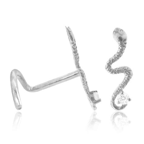 Certains prennent plus de place également. Piercing nez or blanc serpent (avec images) | Piercing nez ...