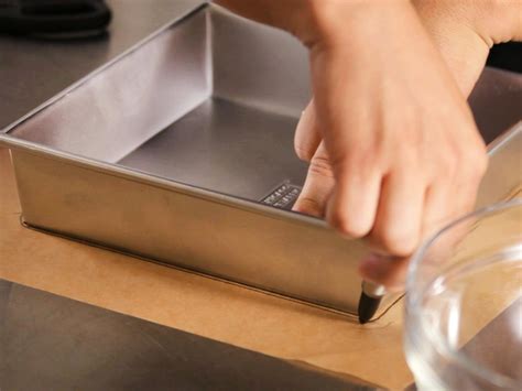 The basket weave is one of those techniques that takes a little bit to learn, but once it 'clicks,' you can whip out a cake like this in 30 minutes flat! How to Bake a Cake: A Step-by-Step Guide : Recipes and ...