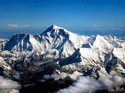 Maybe you would like to learn more about one of these? 5 Fakta Menarik Gunung Everest yang Mungkin Belum Anda Ketahui - Beauty Journal