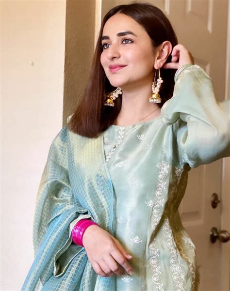 Get all the lyrics to songs by yumna and join the genius community of music scholars to learn the meaning behind the lyrics. Yumna Zaidi Wows Fans With Her Singing Skills - Lens