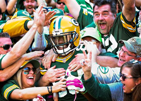 Do not miss packers vs rams game. Ty Montgomery - Photos: Packers vs. Rams - ESPN