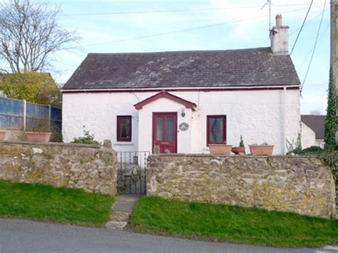 Coastal holidays are more popular than ever. Cross Cottage, St Florence | 4 Star Holiday Cottage in ...