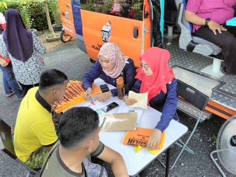 Pilihan raya untuk pihak berkuasa tempatan (pbt) bagi melantik datuk bandar atau yang dipertuanya akan dibuat selepas. Pin by BlackDoom Sri MayangKala on SURUHANJAYA PILIHAN ...