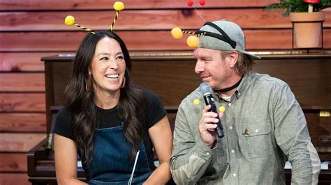 Jude children's research hospital for a fundraising event. Chip, Joanna Gaines raise $1.5 million for St. Jude - YouTube
