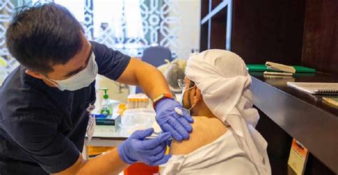 Follow the symptom checker process answer the questions carefully to determine your eligibility for taking the vaccine. UAE martyrs' families receive COVID-19 vaccine - Dubai 92 ...