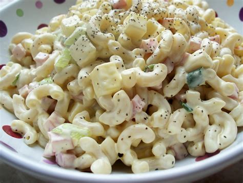 Have a look at these amazing macaroni salad with miracle whip and let us recognize what you believe. Classic Macaroni Salad With Miracle Whip / Macaroni Salad ...