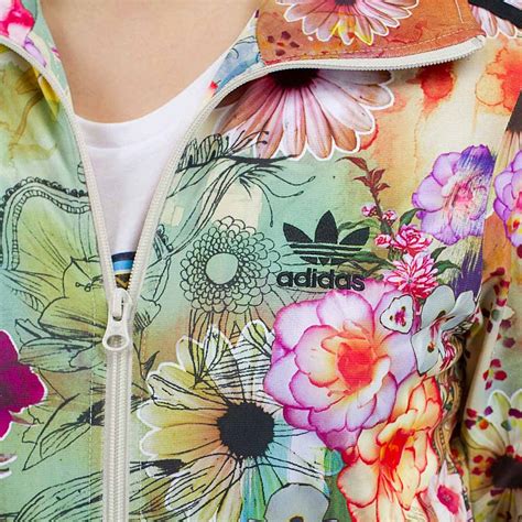 Check spelling or type a new query. Adidas Originals Damen Track Jacket Firebird TT mehrfarbig ...