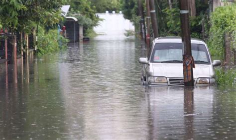 It was on this date that the state was completely paralysed by the worst floods in its history. Penang island storm triggers flash floods, traffic chaos ...