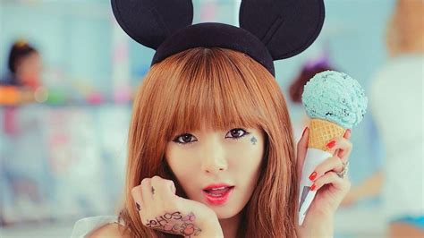 Hyuna (현아) is a south korean singer and rapper under p nation. GallianMachi: Hyuna 4Minute HQ Photos