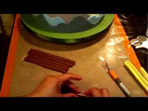 In the summer of 1993 linda schlabach along. How to Make a Small Log Cabin Cake Tier - YouTube