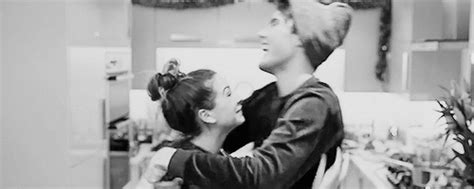 Why are parties less popular? 96 images about Love Gifs 😍 on We Heart It | See more ...