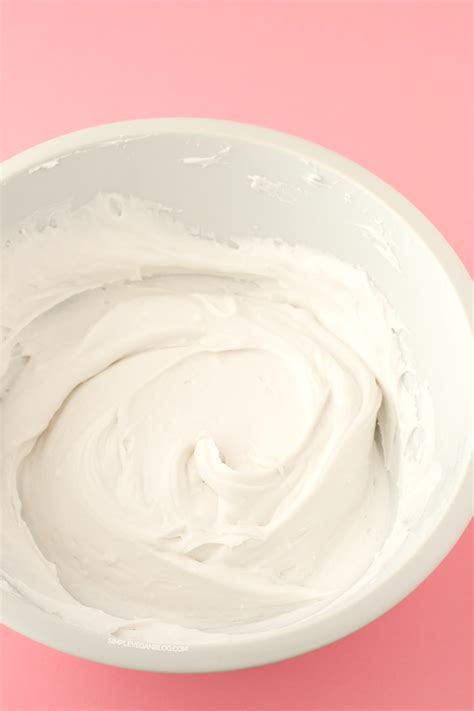 How To Make Coconut Whipped Cream | Simple Vegan Blog