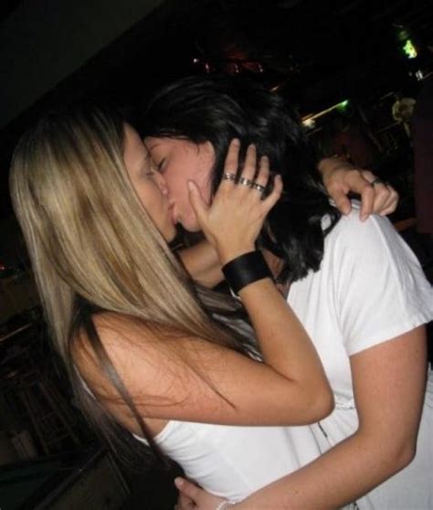 List of 100% free college girls kissing porno. Hot College Girls Making Out - Gallery | eBaum's World