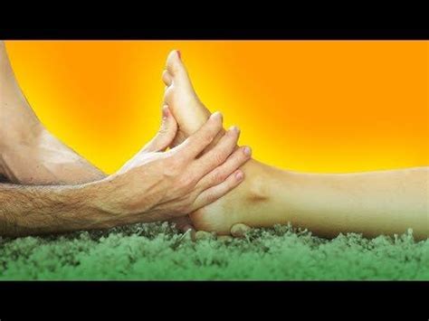 Relaxing trigger point massage for knee pain, how to, techniques, chandler rose. How to give a relaxing foot massage - YouTube | Thai ...