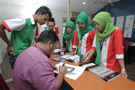 Senarai semak dokumen boleh dirujuk di poster 3. Tawaran Diploma | Daftar Kolej UNITI | Port Dickson