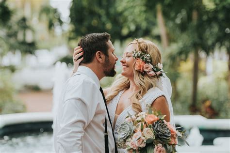 Flowers make me happy and i love to share this passion with my. Key West Wedding | POPSUGAR Love & Sex