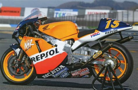 Manuel sete gibernau bultó (born 15 december 1972) is a spanish former professional grand prix motorcycle road racer. Racing Cafè: Honda NSR 500V S. Gibernau 1999