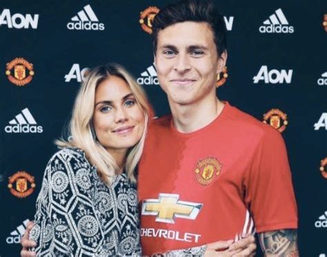 Men vem är egentligen denna hyllade och populära profil? Maja Nilsson Lindelöf - Victor Lindelof S Sexy Wag Maja ...