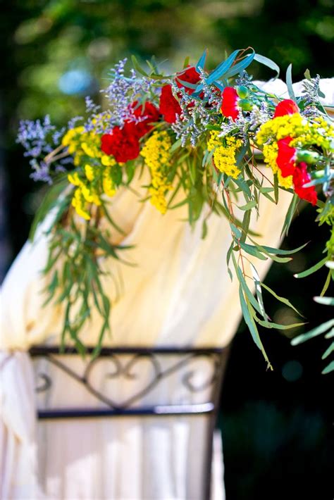 Wander through a spooky, illuminated landscape as the gardens dresses up for halloween. Wedding arch with wild flowers and carnations | Country ...