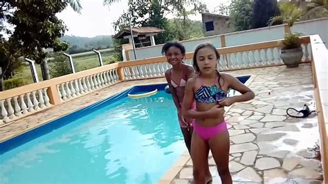 Desafio imponível atravessar a piscina. Desafio da piscina - YouTube